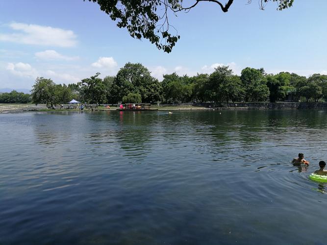 织梦点缩略图打开原图